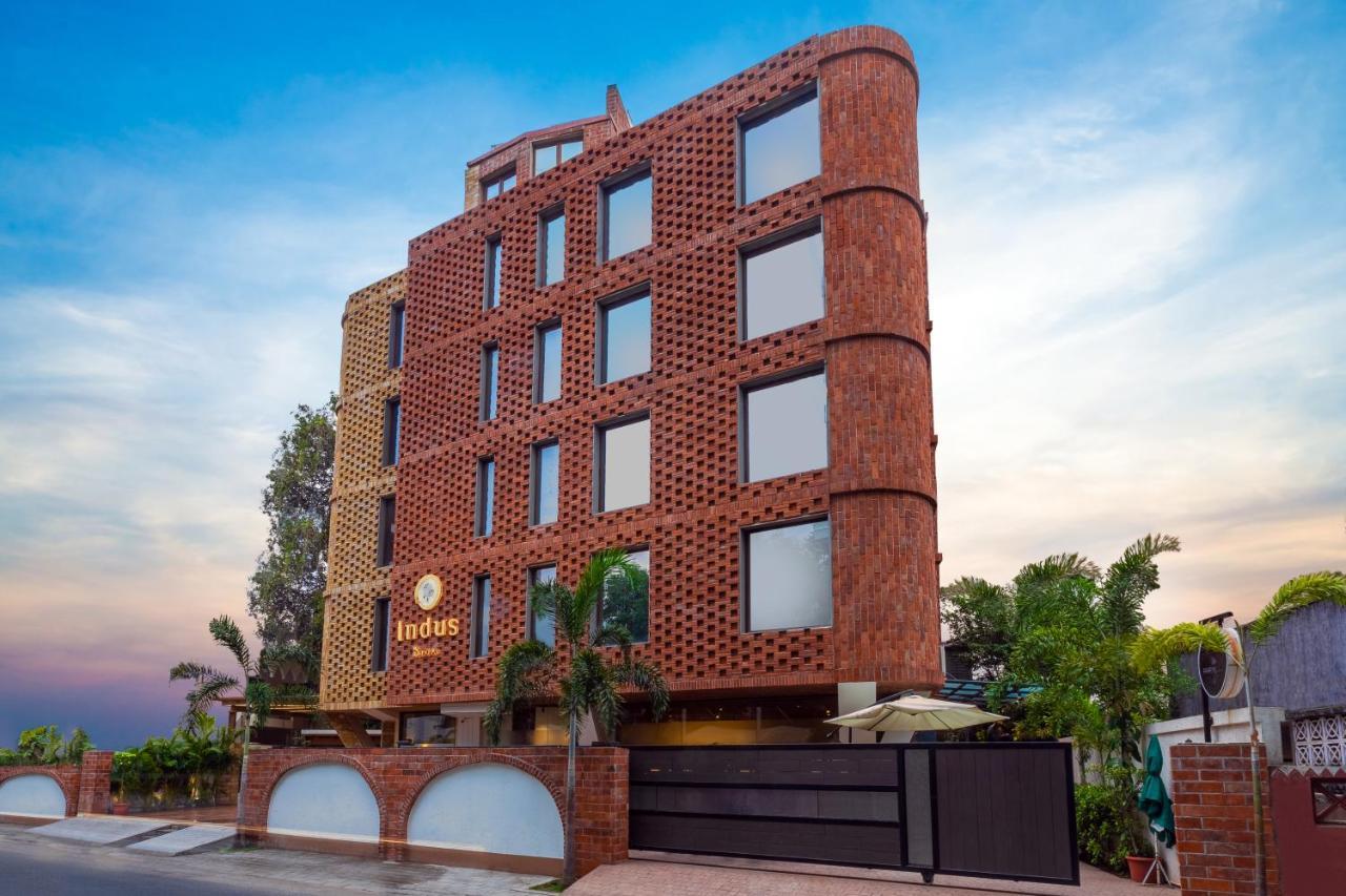 Indus Suites Nagpur Exteriör bild