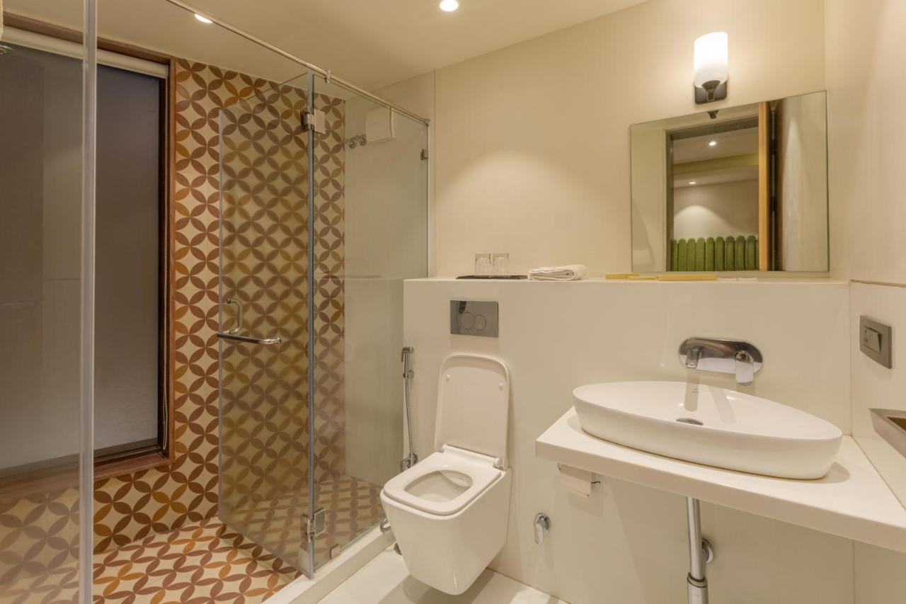 Indus Suites Nagpur Exteriör bild
