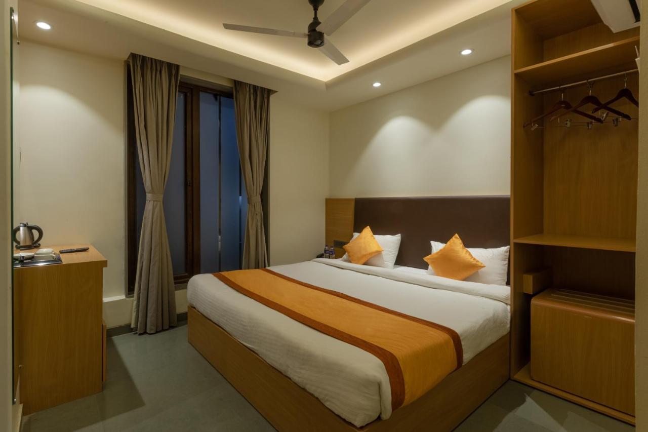 Indus Suites Nagpur Exteriör bild